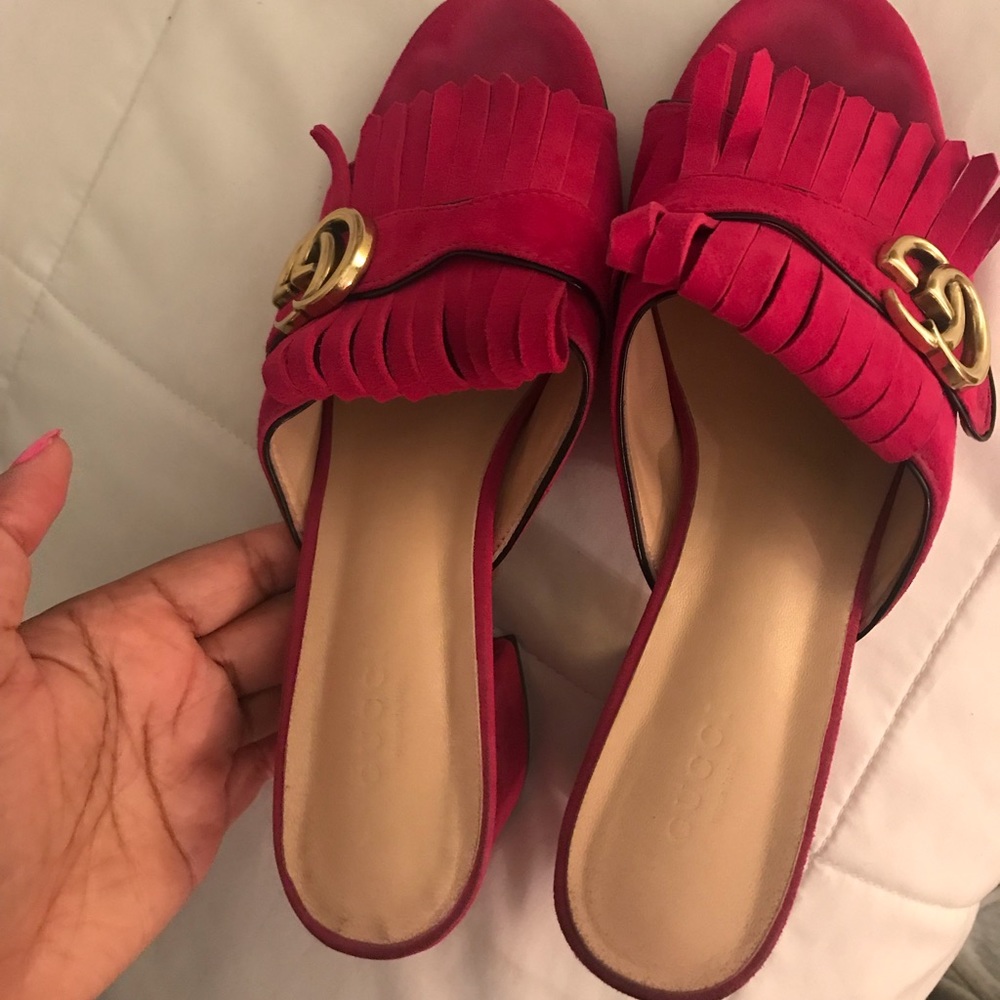 Gucci Fuchsia Suede Kiltie Mule Sandal